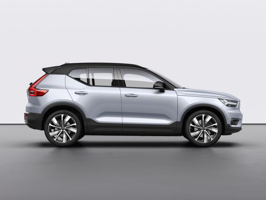  Volvo XC40 Recharge P8 AWD 2019 года  (WW) (фото 29 из 34)